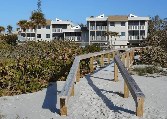 Shell Island Beach Club