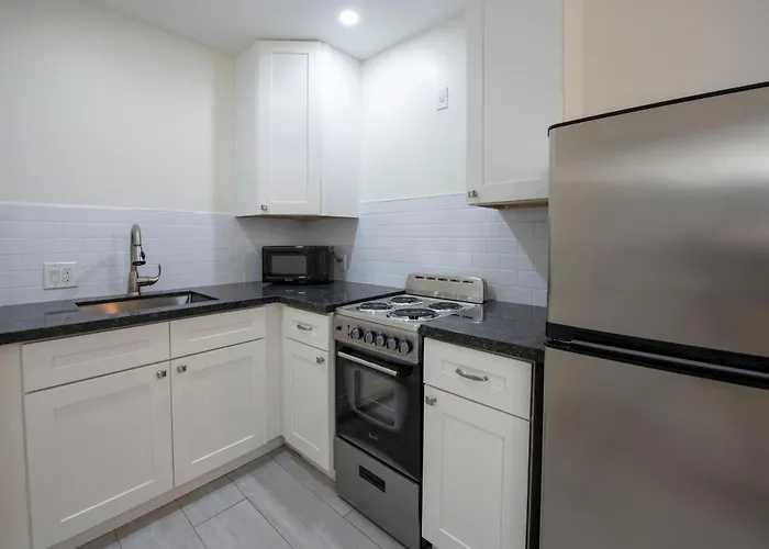 Modern Studio Apt. 0.8 Miles To The Beach