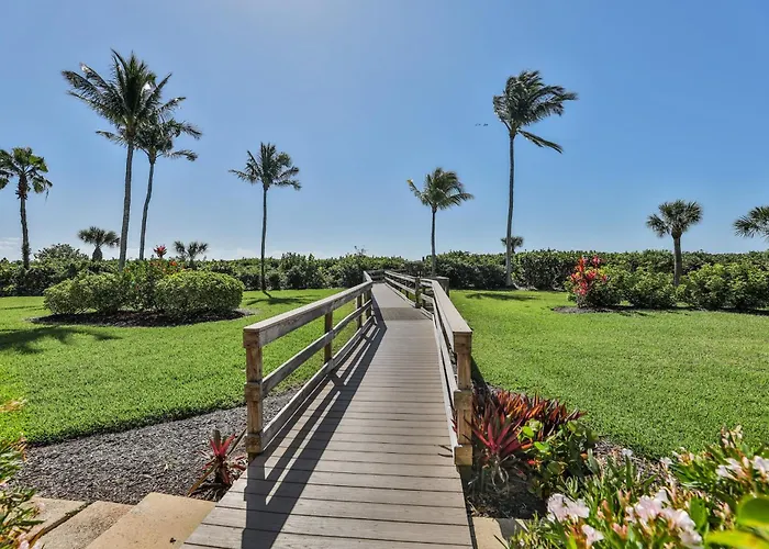 Compass Point 221