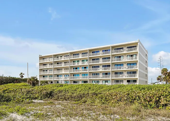 Stunning Beachfront Apartment Near Cocoa Beach Pier