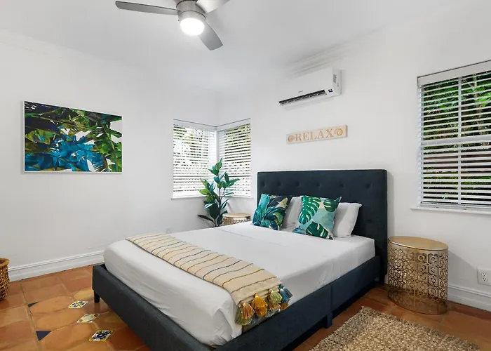 Alani Bay Villas