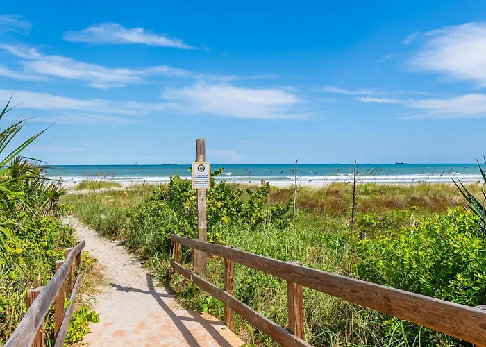 Atlantic Ocean Home ,1 Minute Walk To The Beach