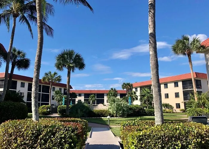 Ground Floor Condo Steps From The Beach Sanibel Island 3B1