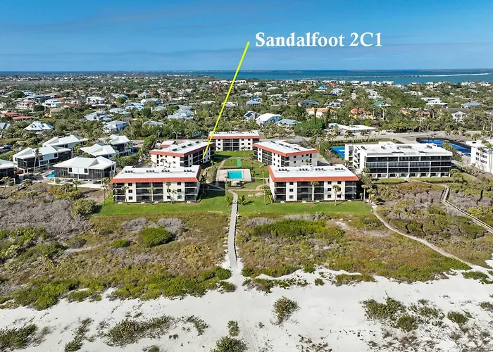 Spacious 2Nd Floor Condo Steps From The Beach On Sanibel Island 2C1