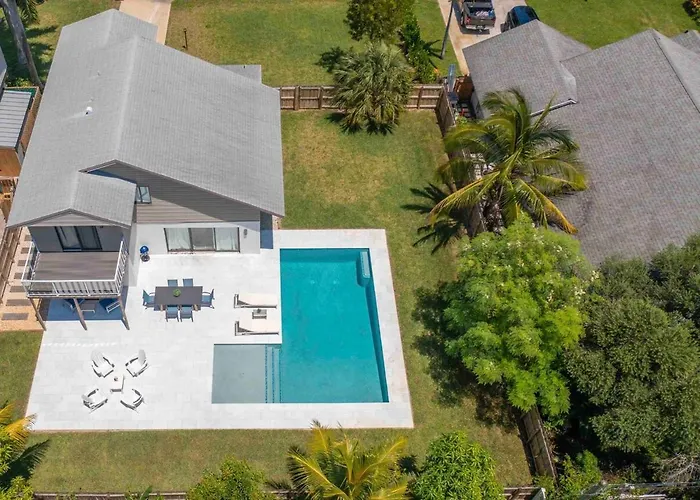 Wonderful Tropical Pool House Delray Near Ocean