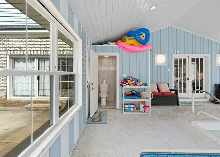 Relaxing Retreat Pool, Spa, Art Studio, Breakfast