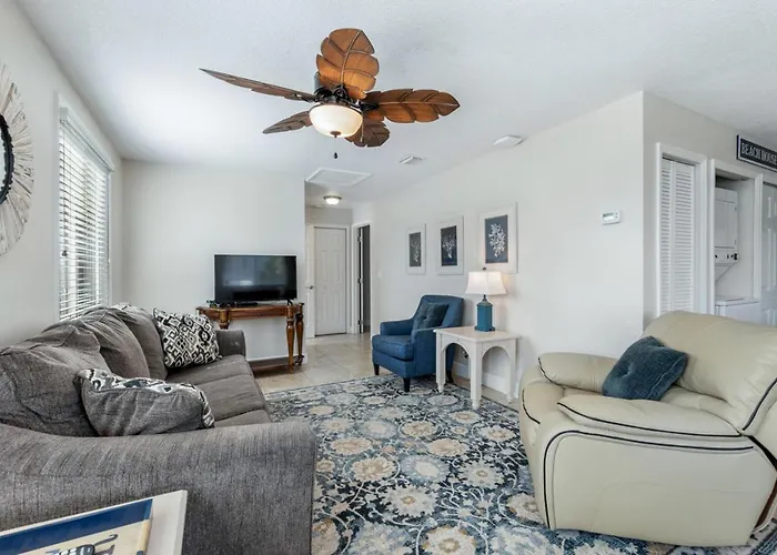 Steps To Flagler Beach! Cozy 1-Br Oceanfront Retreat Dog-Friendly