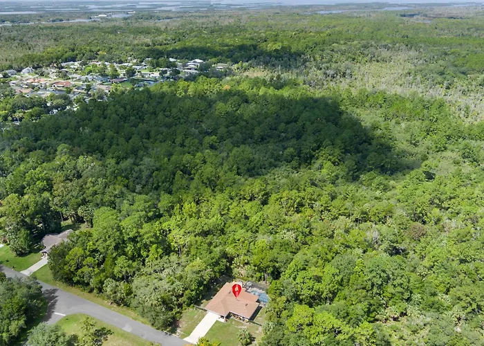Minutes To Boat Ramps And Beach And Private Pool!