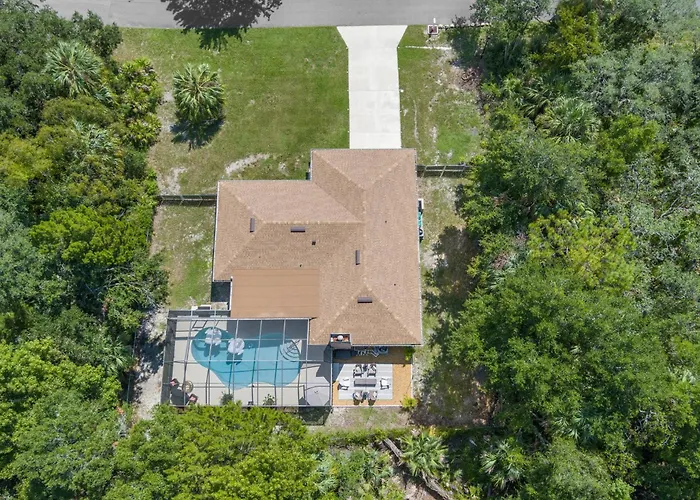 Minutes To Boat Ramps And Beach And Private Pool!