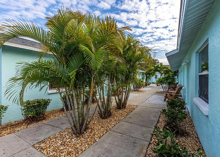 Suites Of Tarpon Springs!