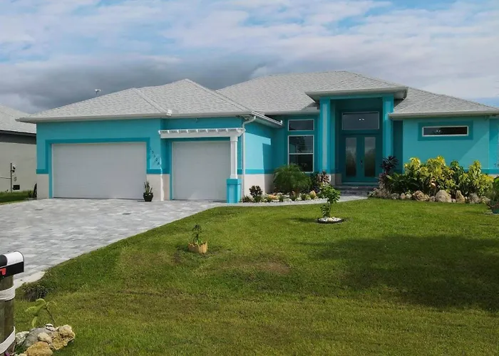 South Gulf Cove 3 Bedroom Canal Pool Home