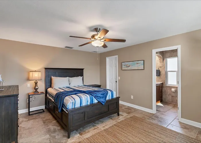 South Gulf Cove 2 Bedroom Canal Pool Home