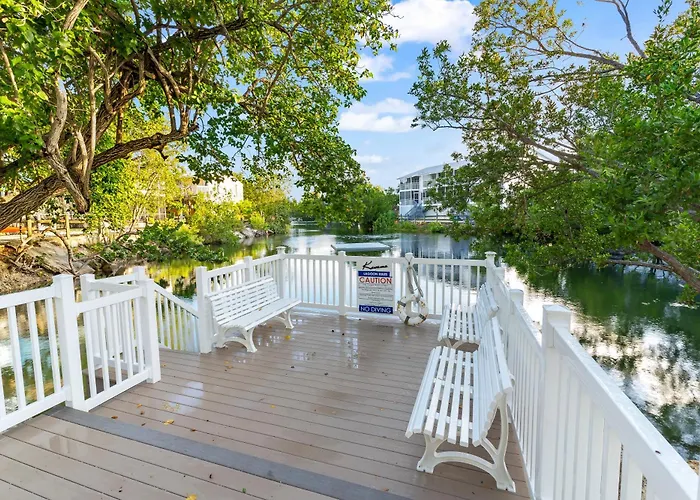 Villa Valbuena Gem Key Largo 2 Kings Marina Pickleball Tennis 3 Pools Remodeled 2025