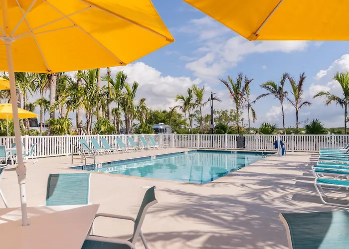 Sugarloaf Key Rv Resort & Cottages