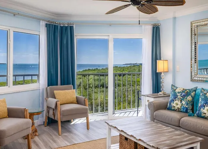 Ocean View Treehouse Double King Suite 3403