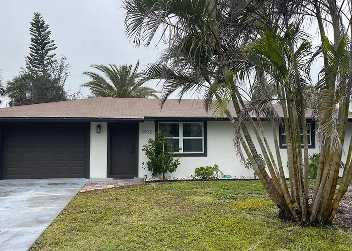 Relax Here 2 Bed Home Near Beach In Venice