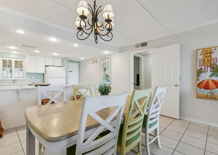 Short Walk To The Beach Condo