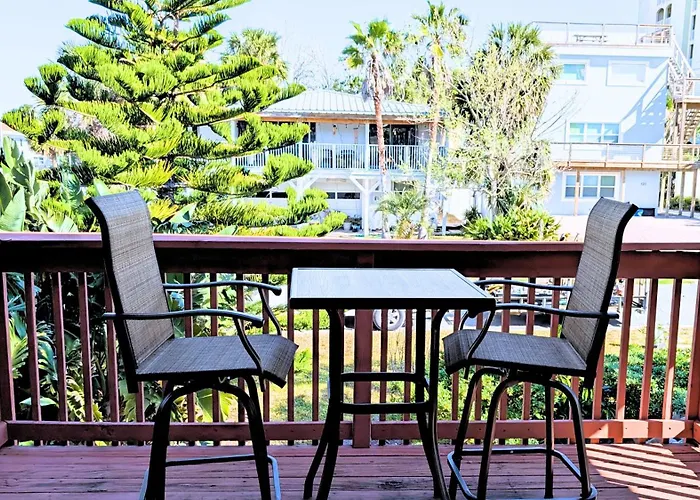 Be A Nomad - Beachside Apartments
