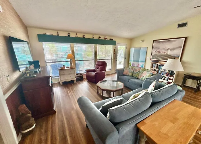 Somerset-Large Private Pool, 3Br-Sgi