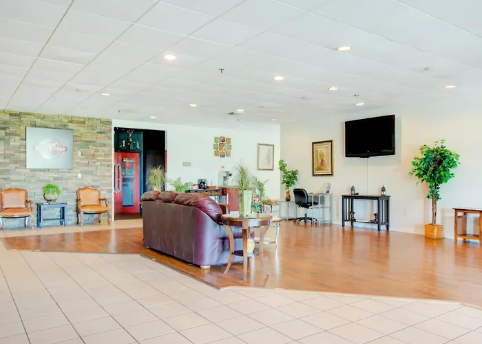 Oyo Hotel Dundee By Crystal Lake