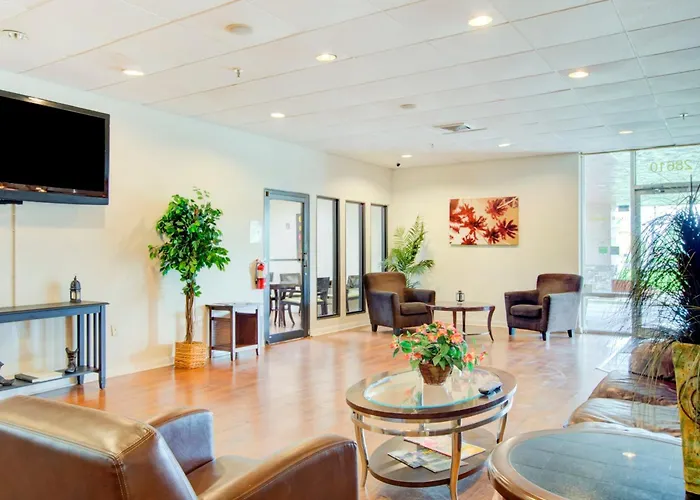 Oyo Hotel Dundee By Crystal Lake