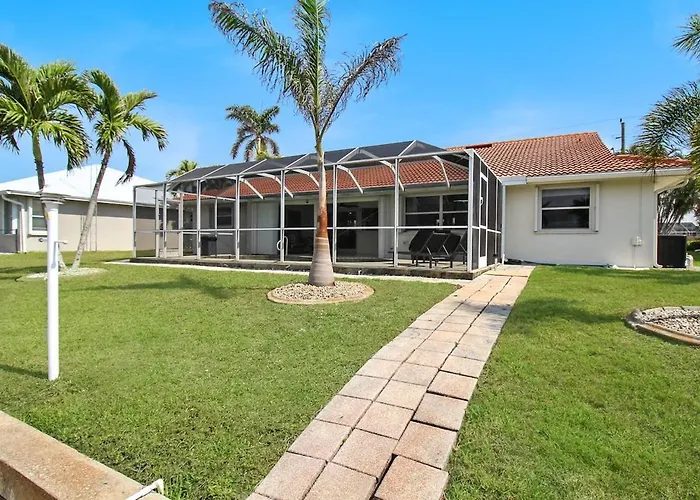 Chic & Modern Canal-Front Retreat With Private Pool - Azure Tides