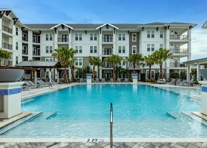 Vibrant 1 Bedroom Paradise Pool And Gym Bliss