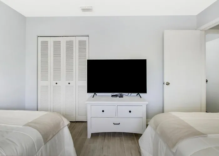 The Bougie Bungalow, Pga