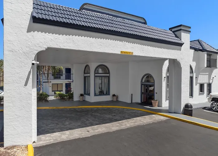 Baymont By Wyndham Orlando East