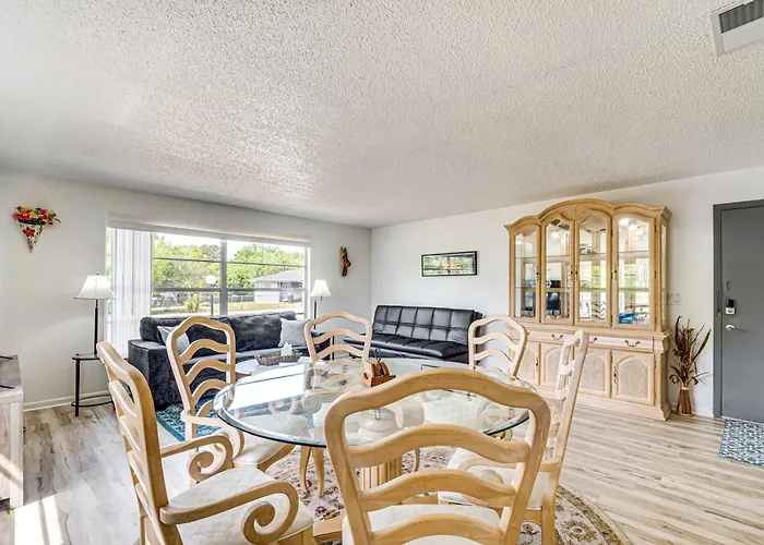 10 Mi To Dtwn Ocala: Dog-Friendly Home W/ Fire Pit