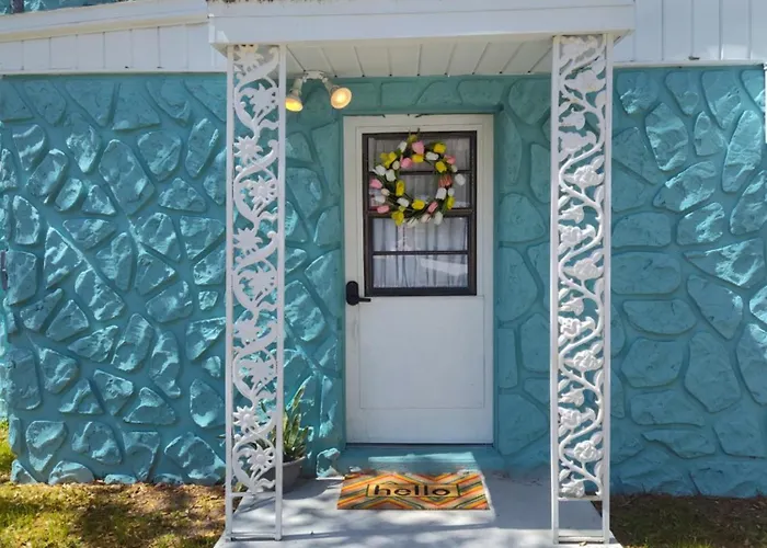 Spring Street Retreat
