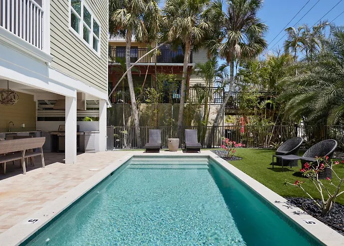Sea U Soon - Premier 4 Bedroom Villa With Heated Pool