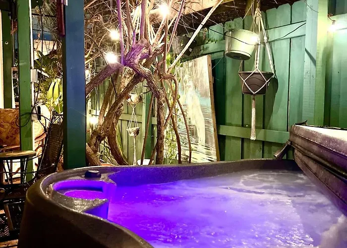 Tango Mango House With Private Hot Tub