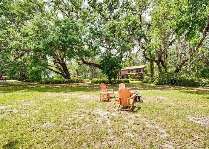 Lake Access + Private Patio: Sunny Inverness Apt!