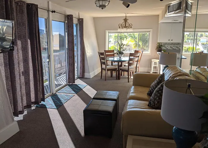 Casey Key 2-Bedroom Bay View