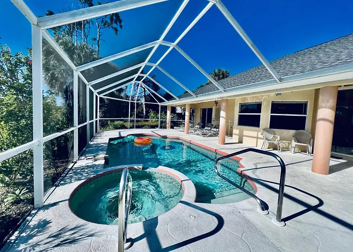 Villa With Swimming Pool & Spa In Quiet Area