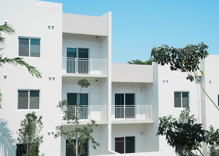 Beachside Bliss, 1Br Condo With Pool At Dania Beach