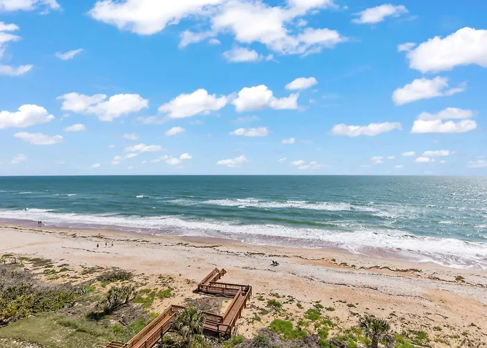 Direct Oceanfront Corner Condo With Spacious Balcony And Heated Beachfront Pool