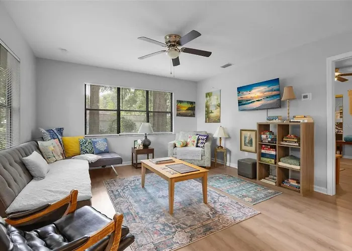 Guesthouse In High Springs! Walk To Downtown, Close To Springs!