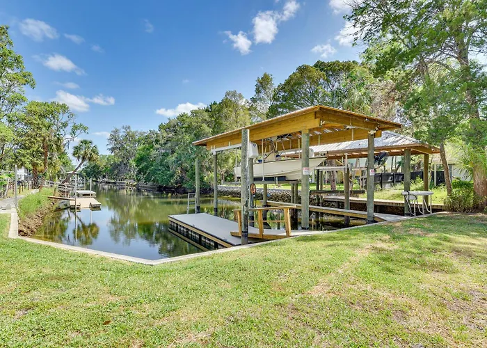 Canal-Front Retreat In Crystal River!