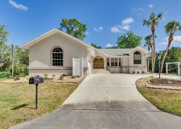 Canal-Front Retreat In Crystal River!