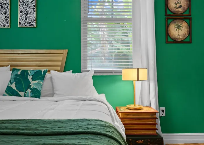 Banana Leaf Villa