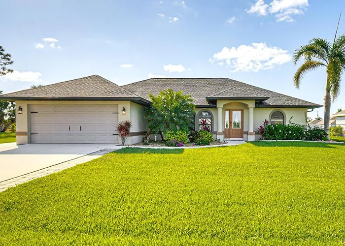 Near Golf & Beaches: Luxe Home In Rotonda West!