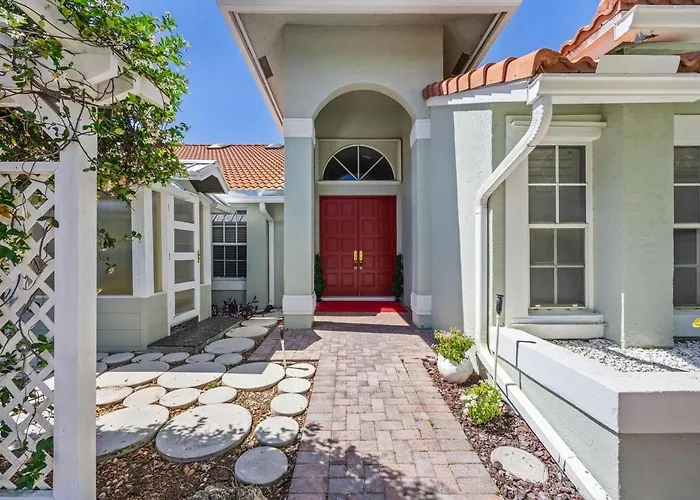 Modern 4Br In Central Wellington- Walk To Shops