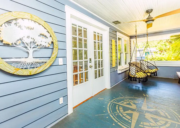 C'Est La Vie - Make Memories At Our Cozy Bungalow
