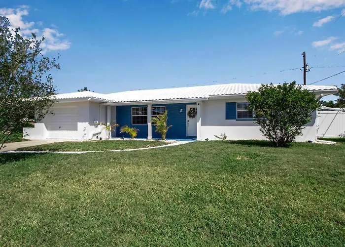 Luxury Vacation Home In Madeira Beach Family And Pet Friendly