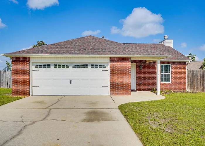 7 Mi To Dtwn Panama City: Family Home W/ Patio