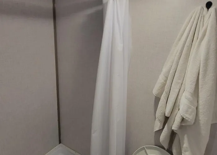 Cozy Rv Escape 7 Min To Universal