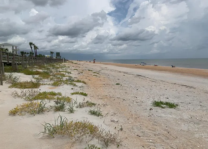 Oleander Cottage- In The Heart Of Flagler Beach And Steps To The Beach!