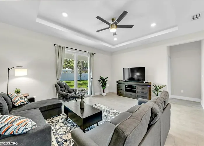 Luxury Healing Retreat North Port